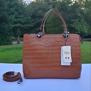 NWT Genuine Leather Divina Firenze Satchel.